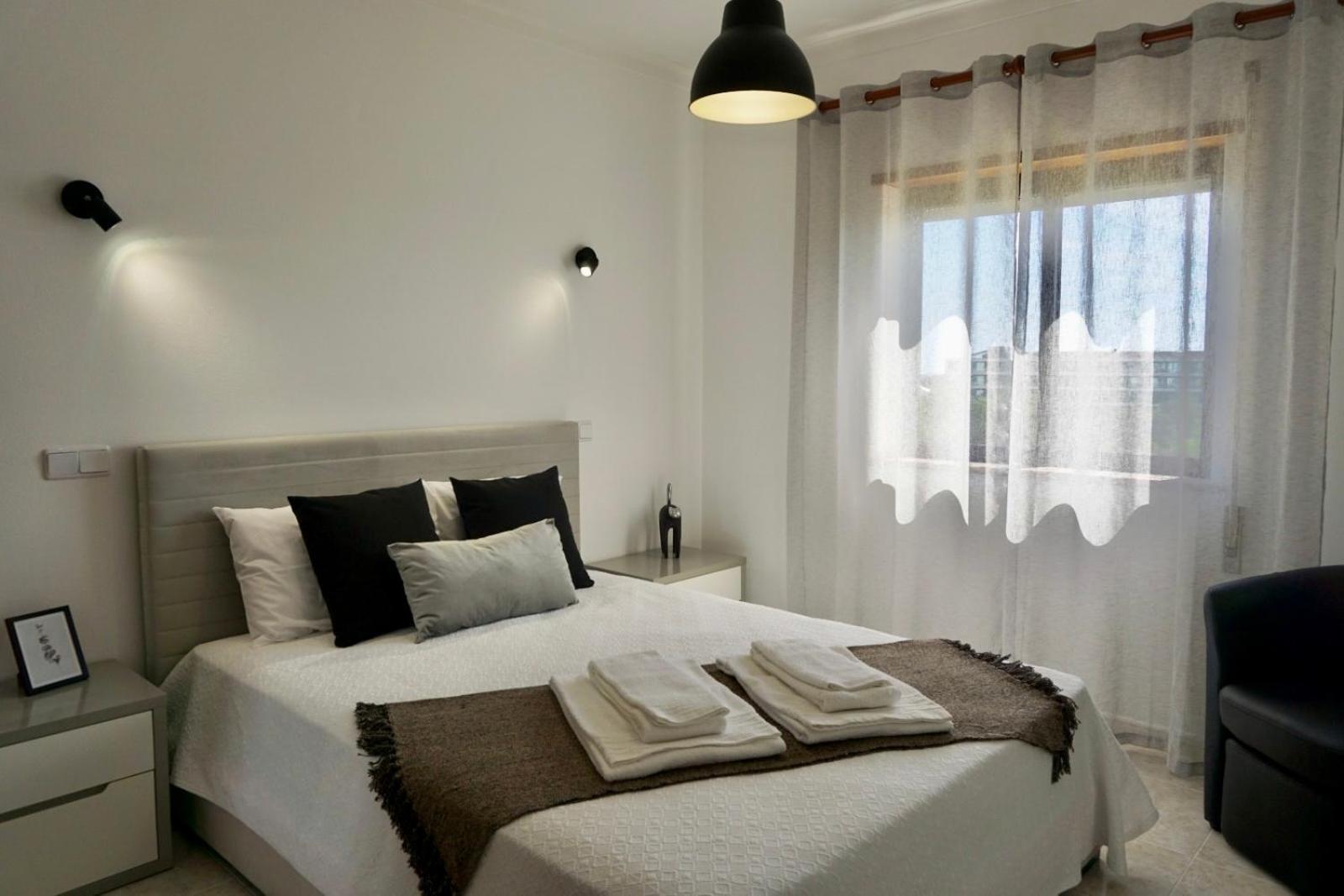 Cozy Alvor Retreat - Sunset Balcony, Wi-Fi & Ac Daire Dış mekan fotoğraf